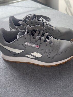 Reebok Classic Leather Junior Lace Up Sneakers Retro Throwback OG Kids Gray sz 4
